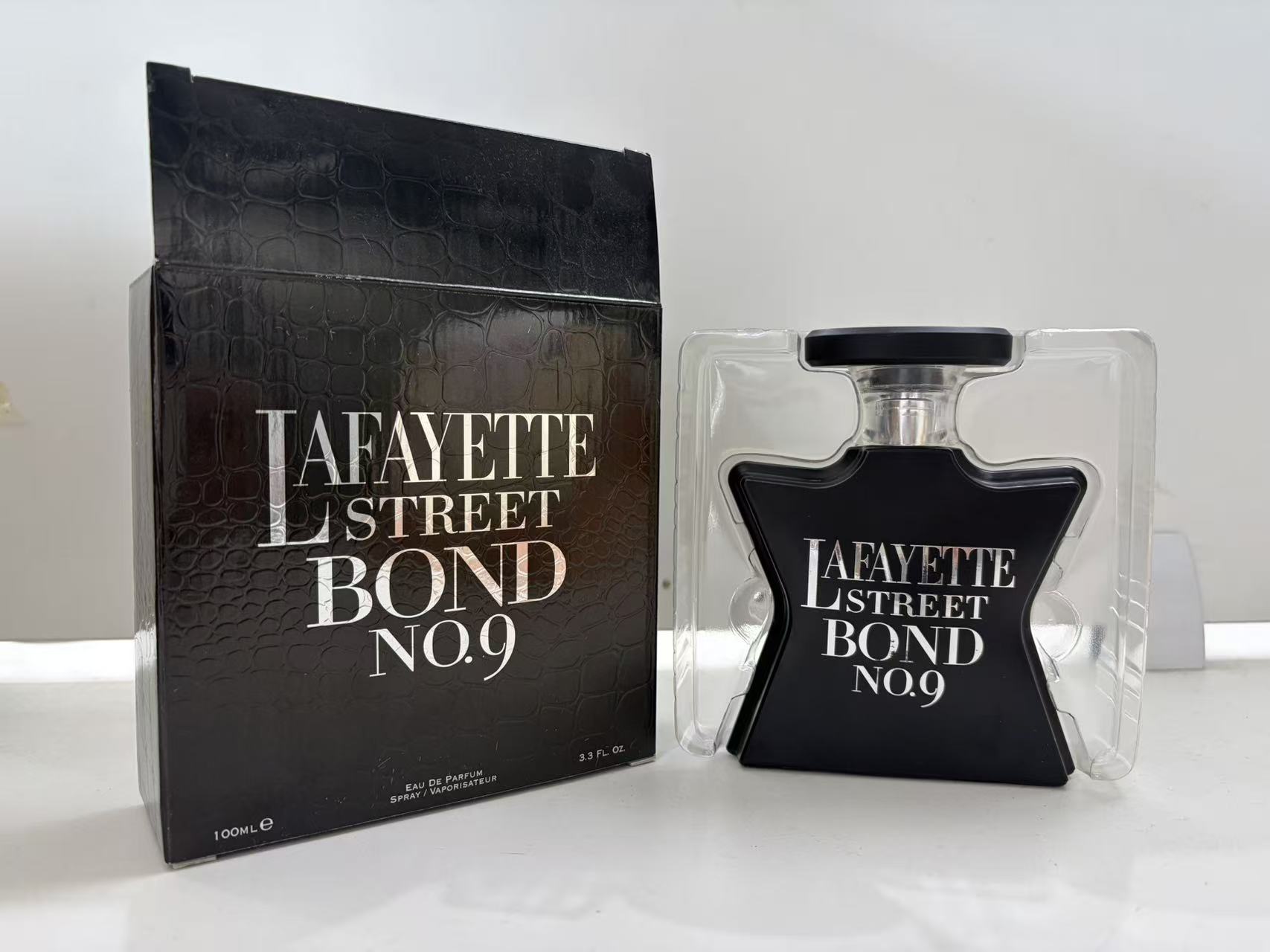 Women Accessories Gift - بوند رقم 9 عطر أو دو