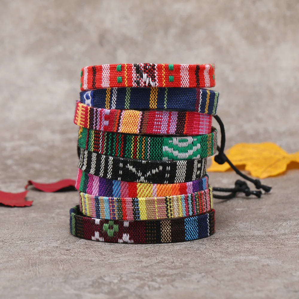 Women Accessories Nepal - طقم إسورة نيبال ملونة للنساء والرجال