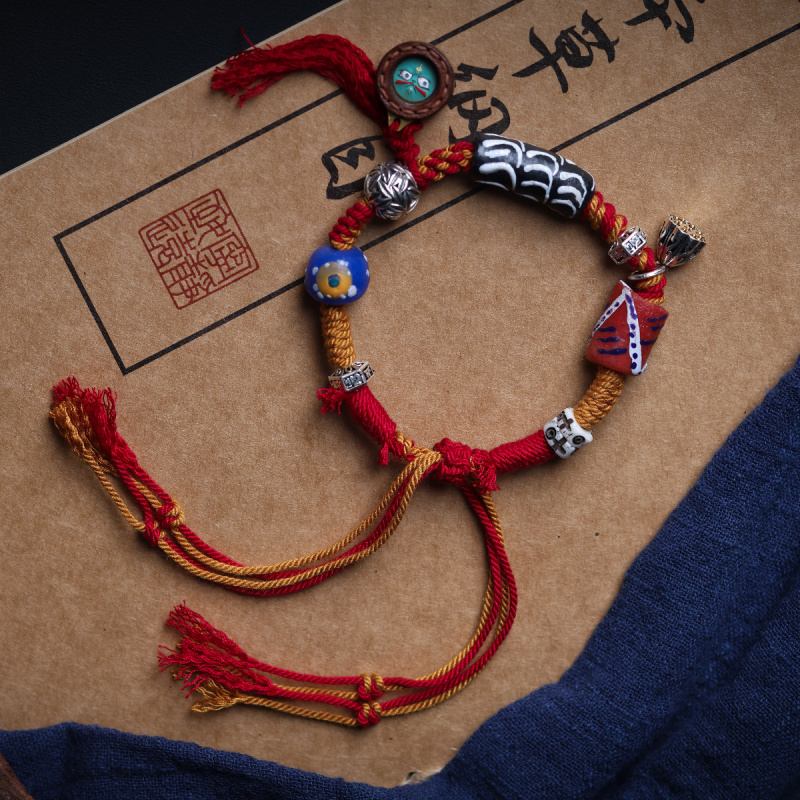 Women Accessories Nepal - مجوهرات تبتية - إكسسوارات زجاجية منسوجة