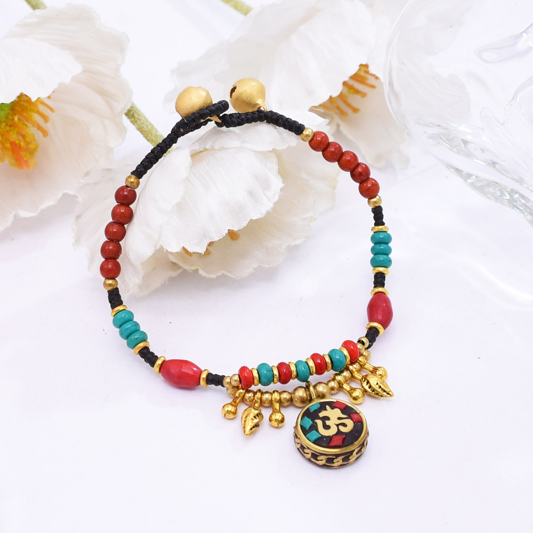 أساور نسائية من الكازاخستان ون - مراجعة Women Accessories Nepal وسعره
