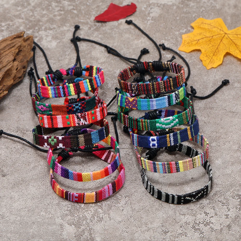 طقم إسورة نيبال ملونة للنساء و - مراجعة Women Accessories Nepal وسعره