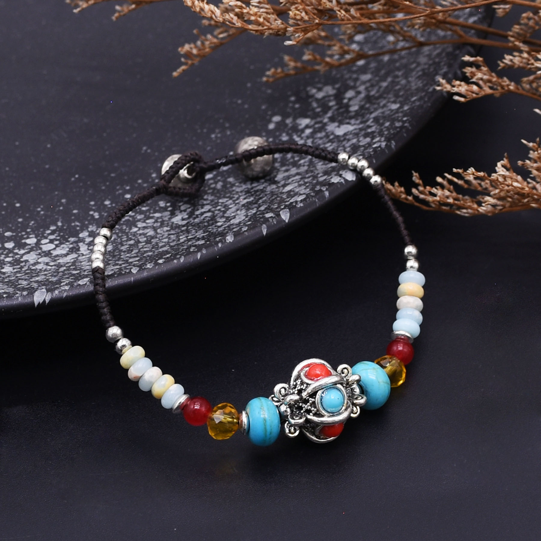 سوار تبتي مصنوع يدويًا من الحب - مراجعة Women Accessories Nepal وسعره