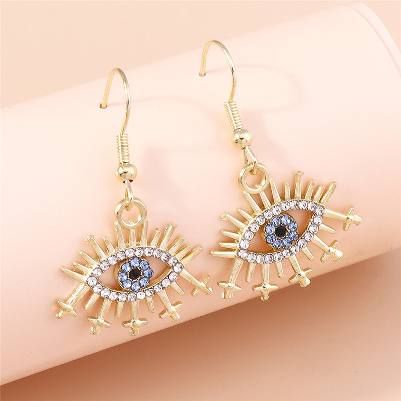 أقراط عين تركية كريستالية من أ - مراجعة Women Accessories Nepal وسعره